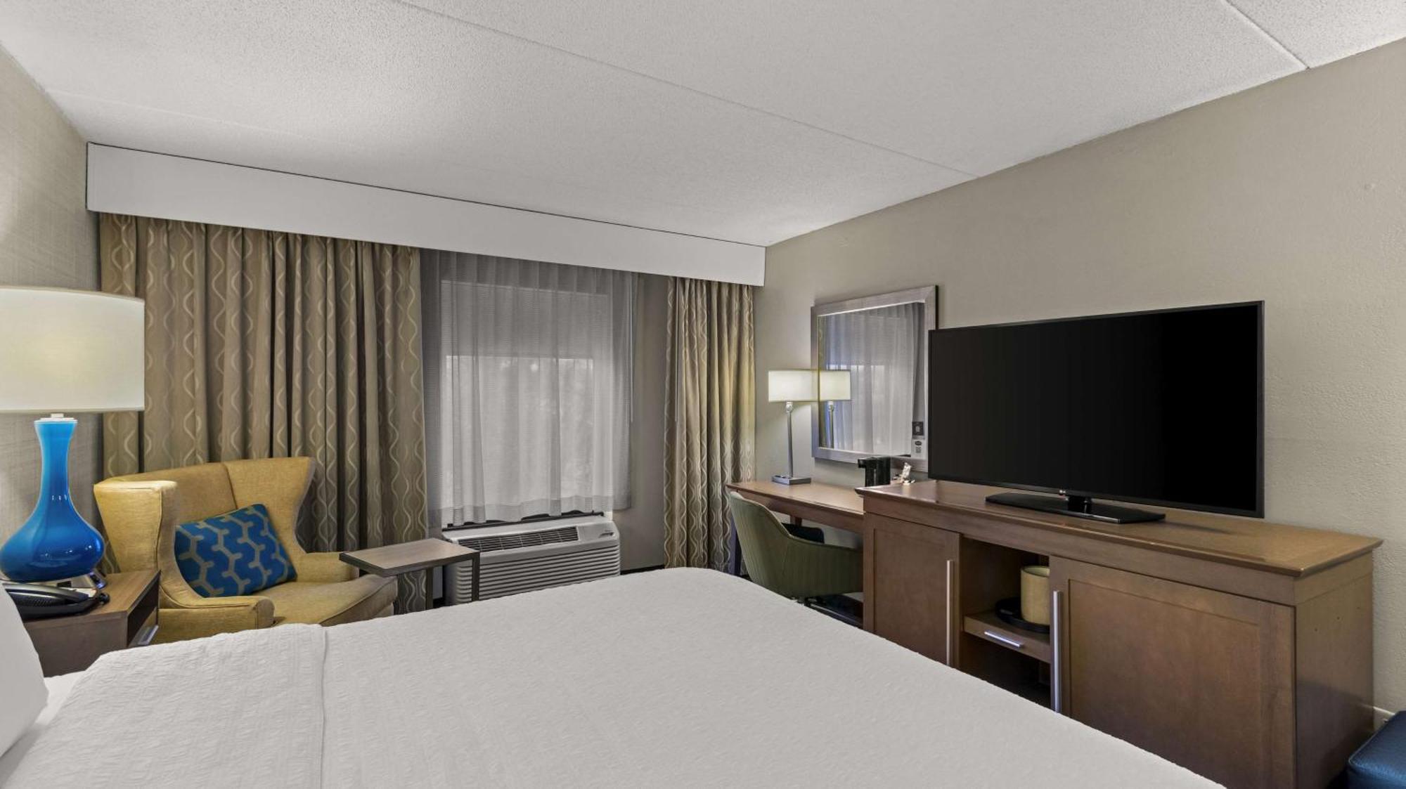 Hampton Hotel 3*
